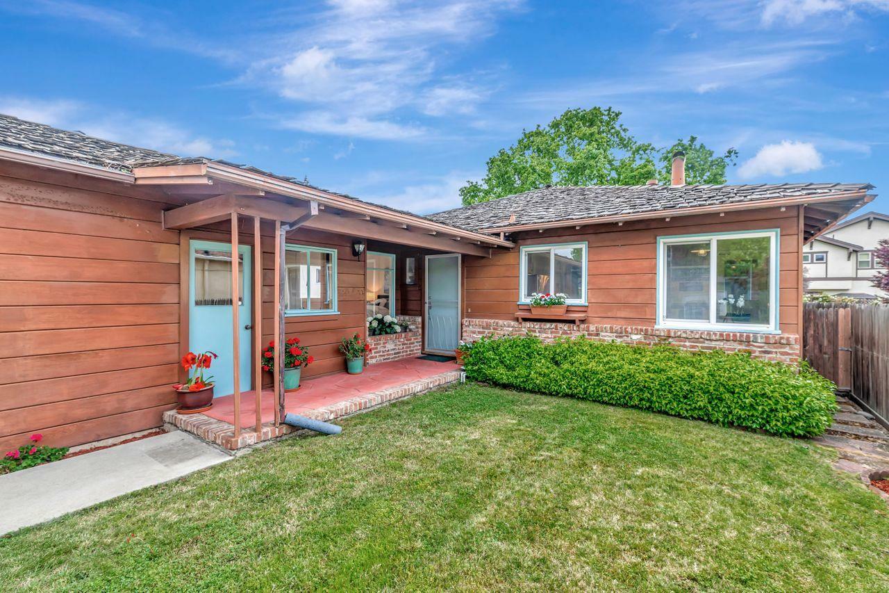 Property Photo:  1363 Woodland Avenue  CA 94070 