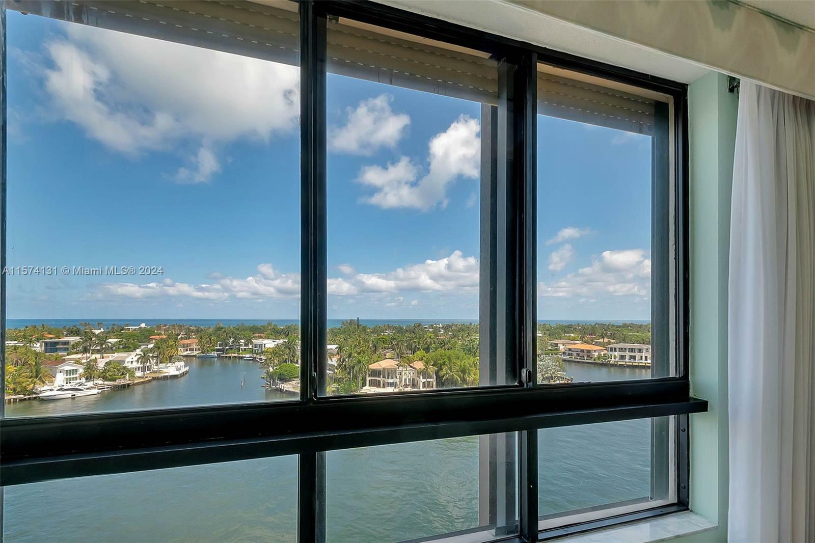 Property Photo:  20191 E Country Club Dr 906  FL 33180 