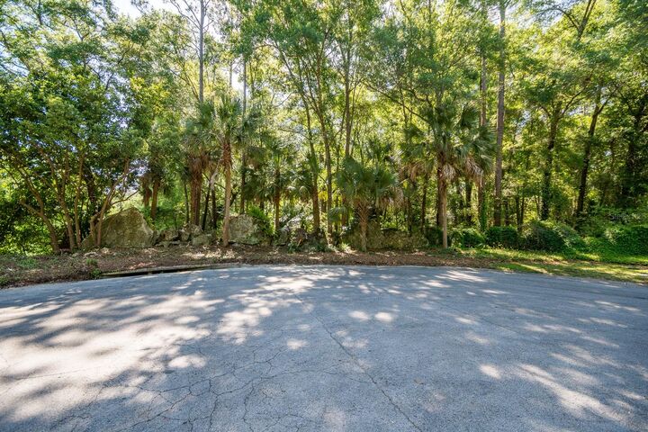 Property Photo:  10305 SW 19th Place  FL 32607