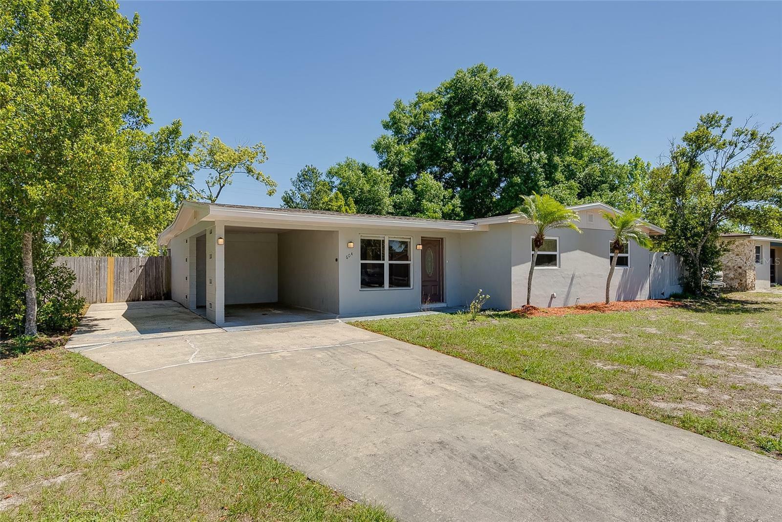 Property Photo:  604 Forest Drive  FL 32707 