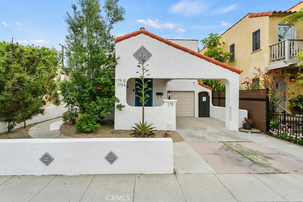 Property Photo:  179 Saint Joseph Avenue  CA 90803 