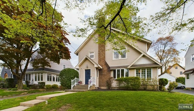 Property Photo:  29 Harding Road  NJ 07452 