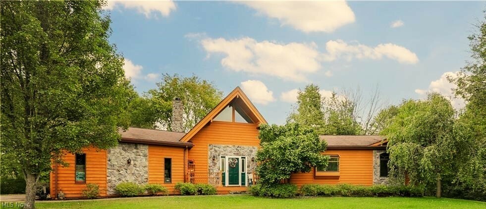 Property Photo: 4930 Fox Haven Drive OH 44256