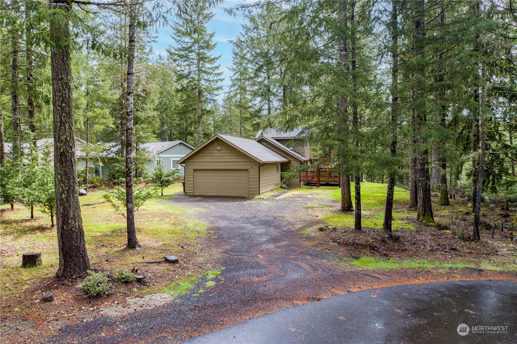 Property Photo:  11 E Susan Place  WA 98592 