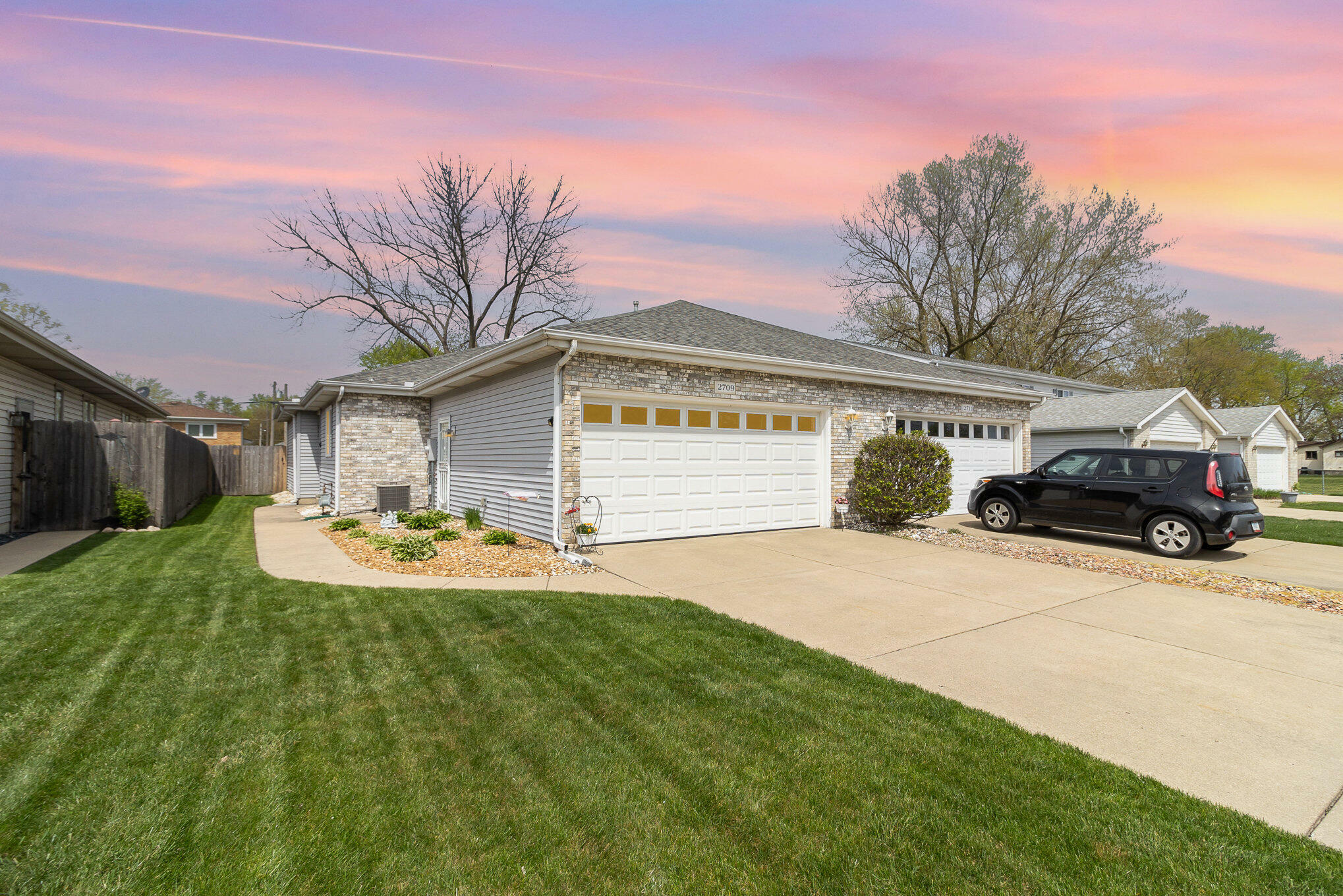 Property Photo:  2709 41st Place  IN 46322 