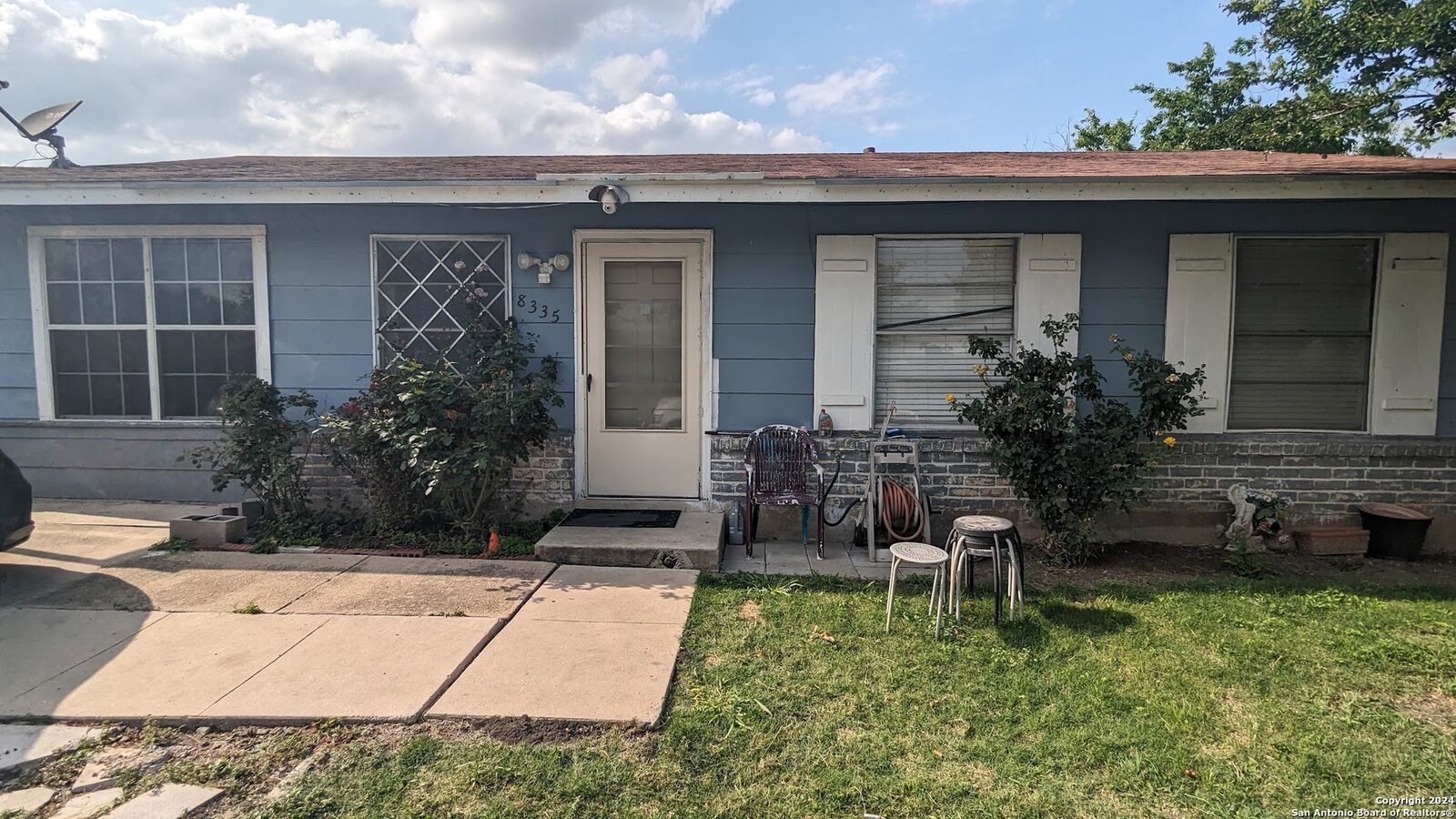 Property Photo: 8335 Swift Eagle TX 78242