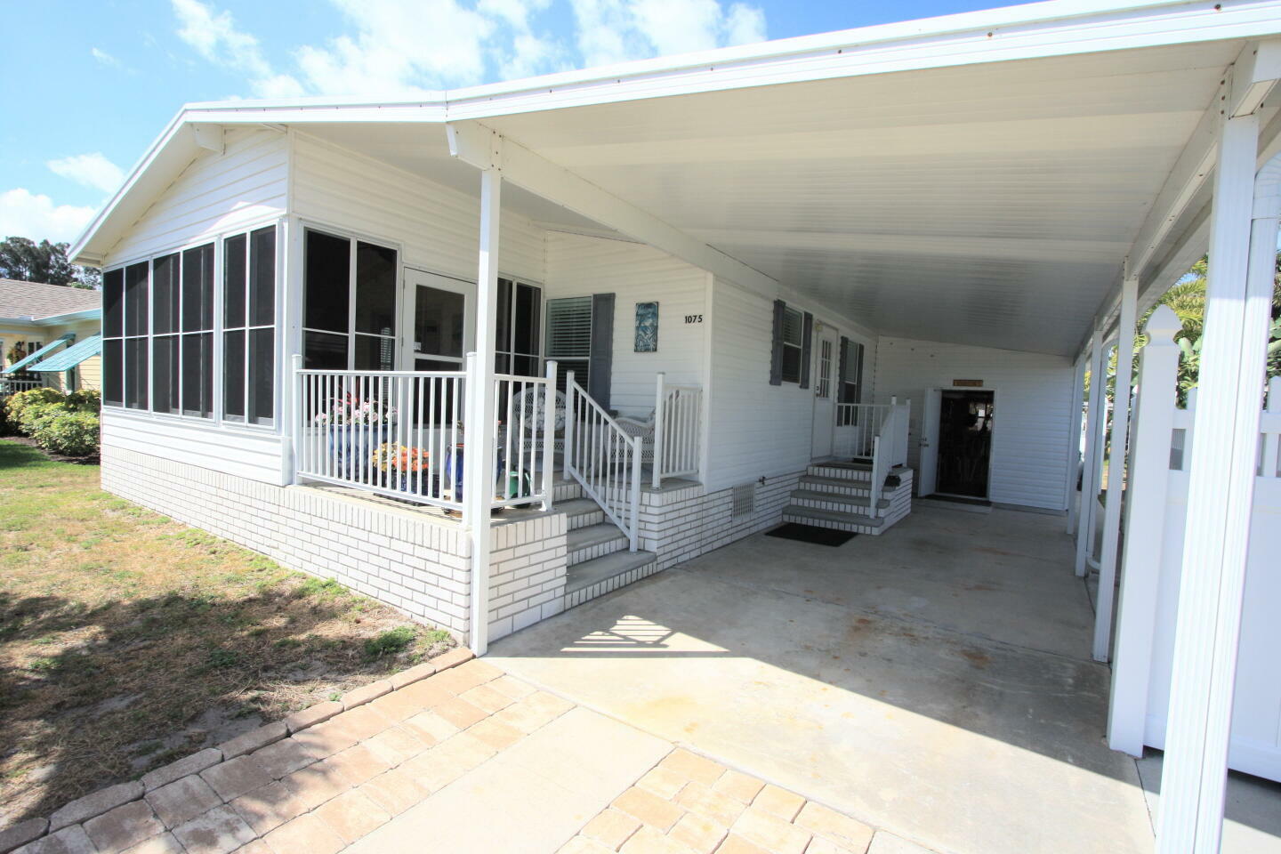 Property Photo:  1075 Barefoot Circle  FL 32976 