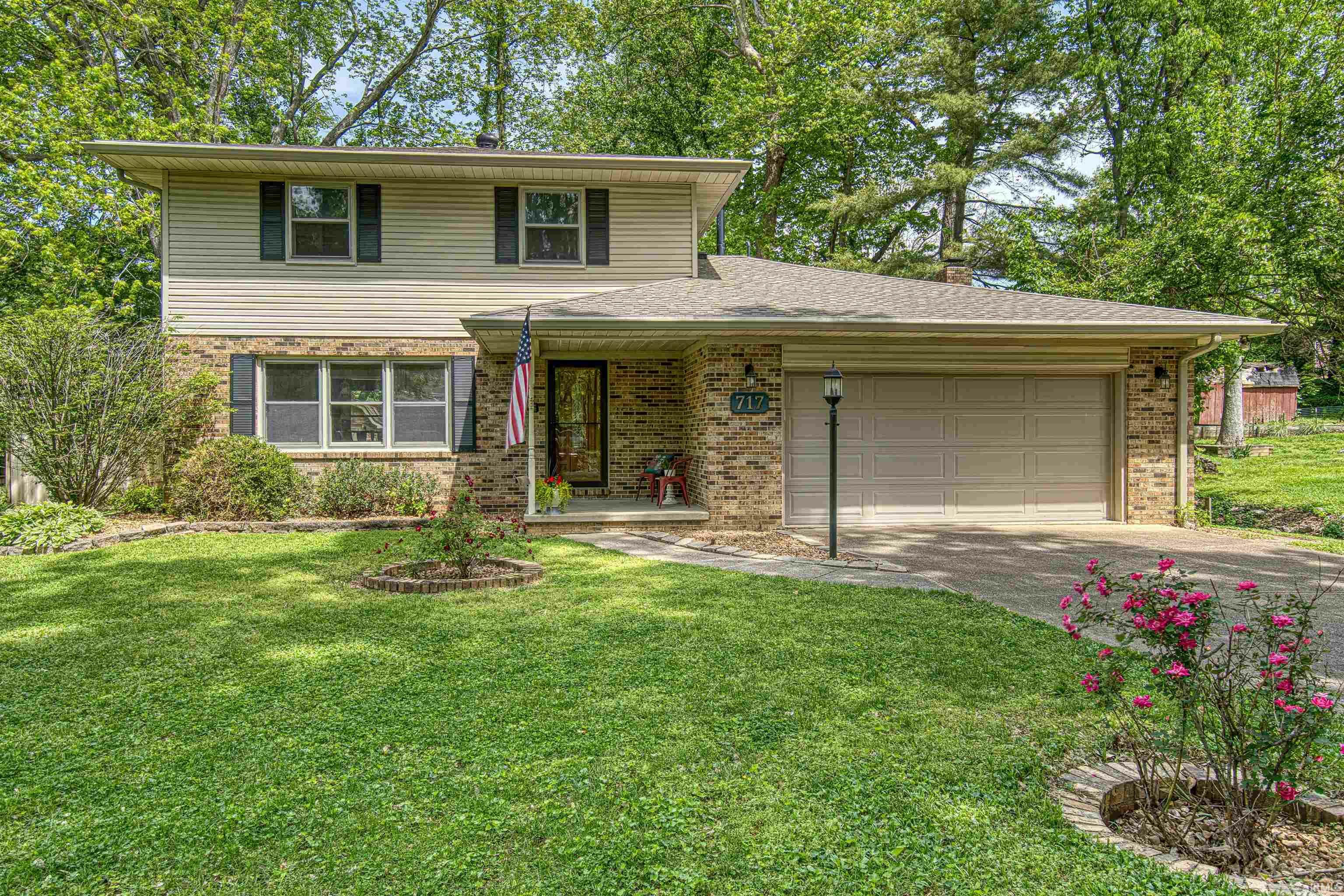 Property Photo:  717 Forest Park Drive  IN 47630 