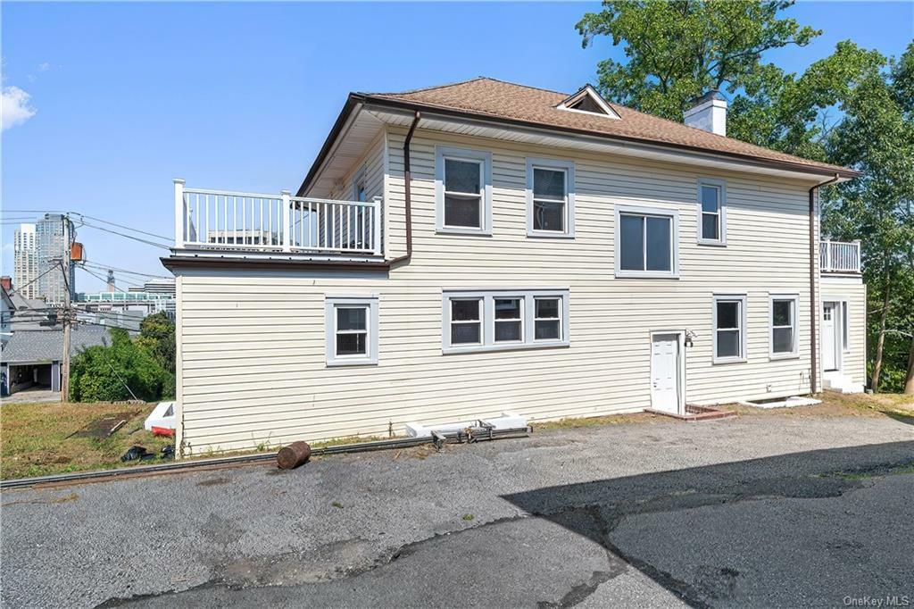 Property Photo:  82 Carhart Avenue  NY 10605 