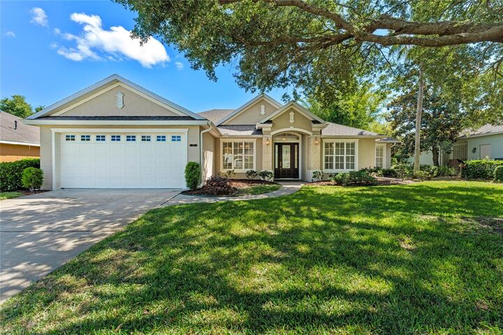 Property Photo:  313 Hazeltine Drive  FL 32713 