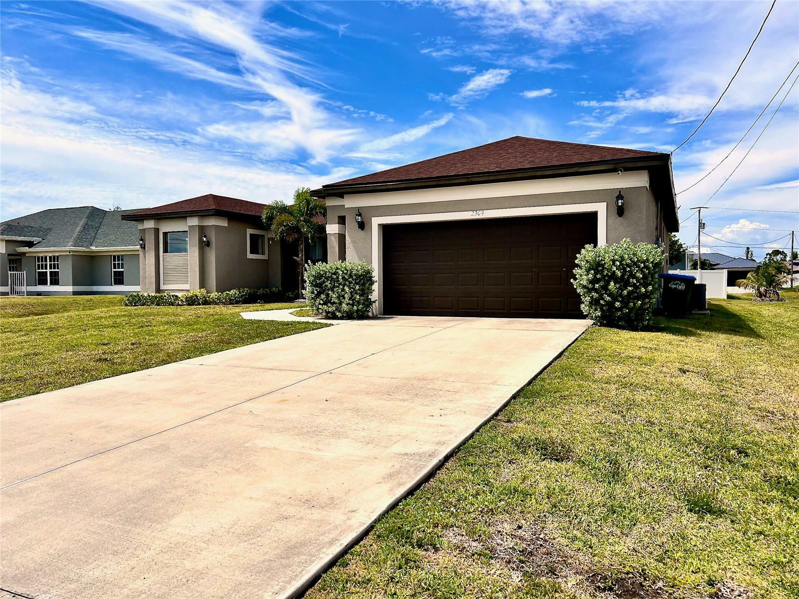 Property Photo:  2309 SW 20th Terrace  FL 33991 