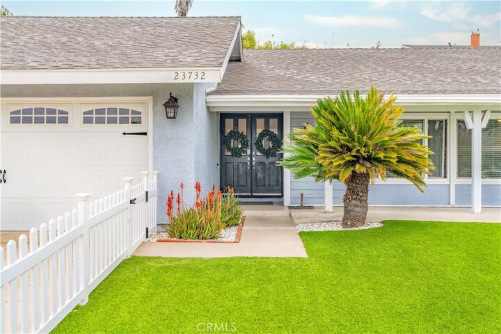 Property Photo: 23732 Calle Ganador CA 92691