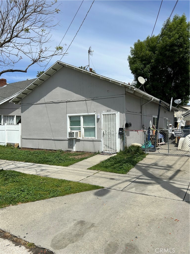 Property Photo:  3159 1st Street  CA 92507 