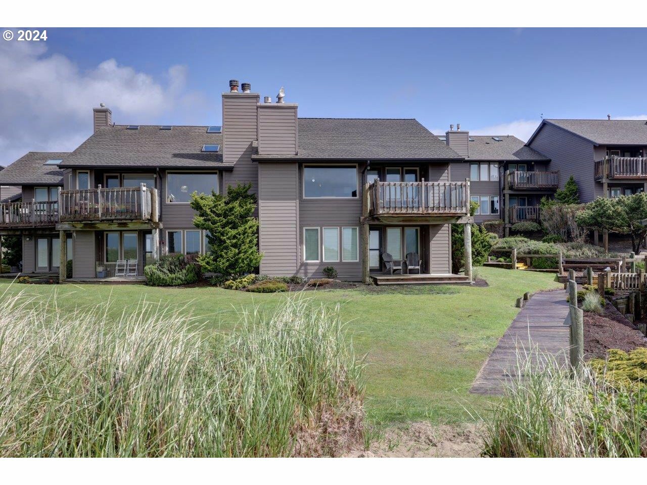 502 N Breakers Point Ct 502  Cannon Beach OR 97110 photo