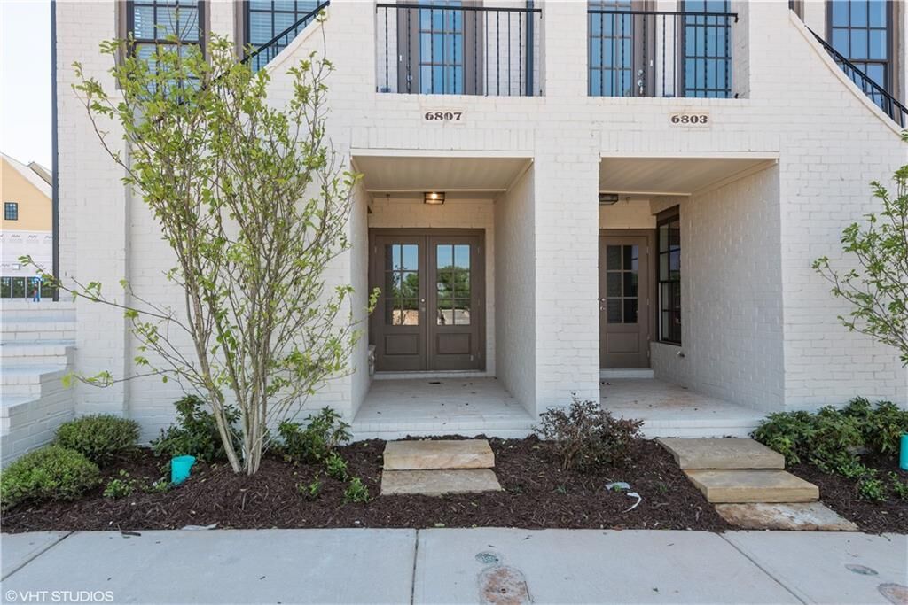 Property Photo:  6807 Encore Boulevard  GA 30328 