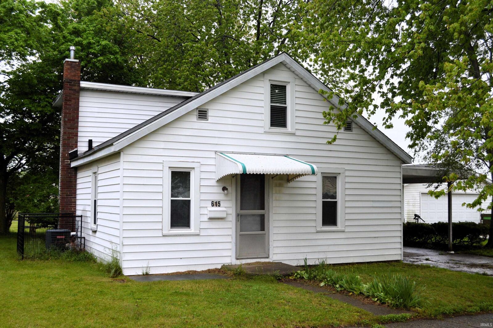 Property Photo:  615 N Riverside Boulevard  IN 46528 