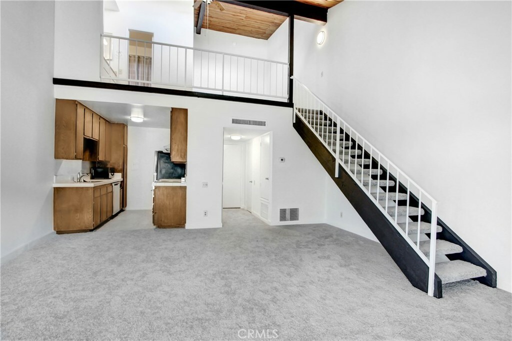 Property Photo:  5460 White Oak Avenue C325  CA 91316 