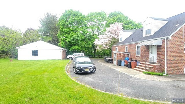 Property Photo:  1635 Ratzer Road  NJ 07470 