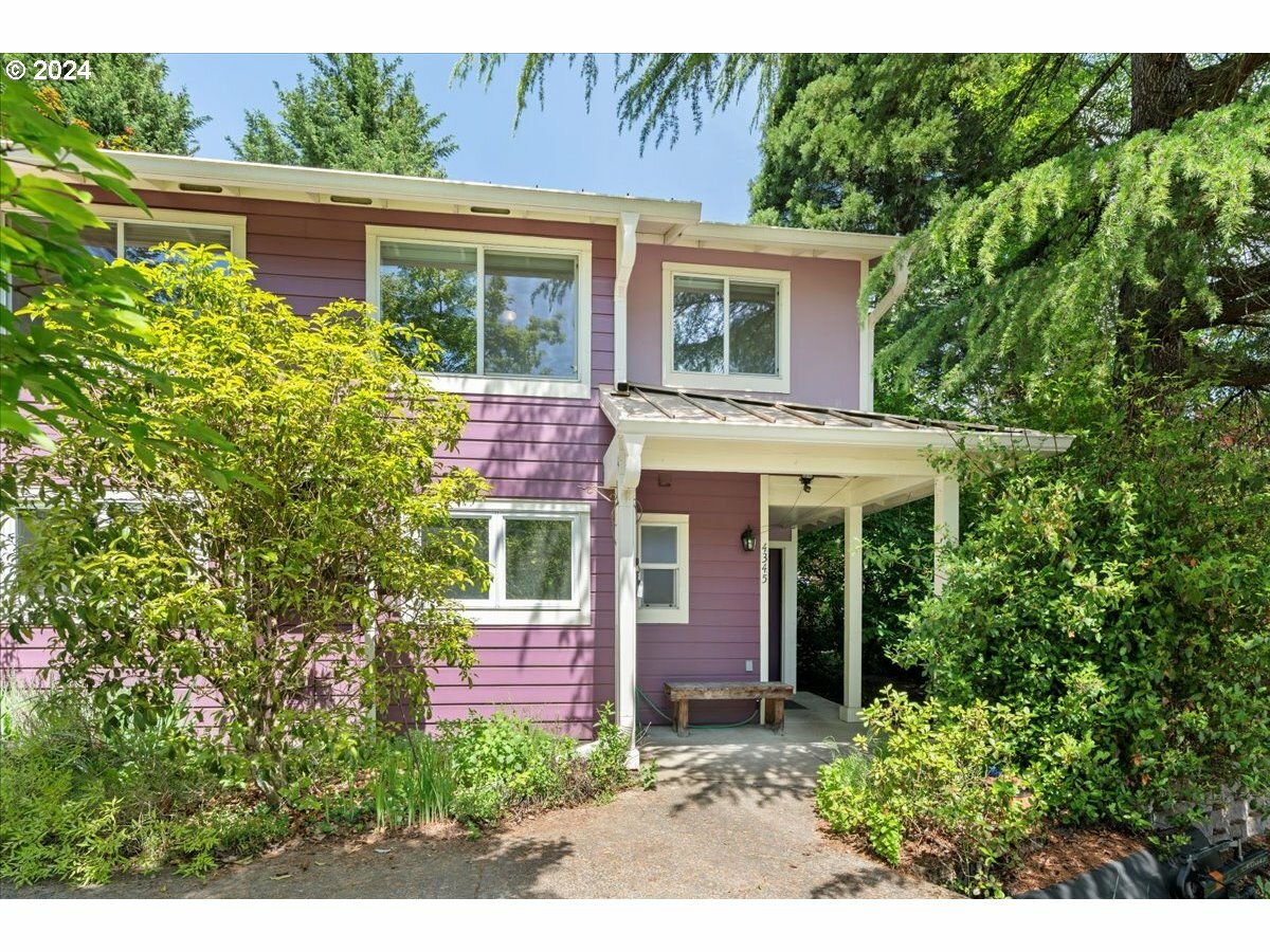Property Photo:  4345 SW 94th Ave  OR 97225 