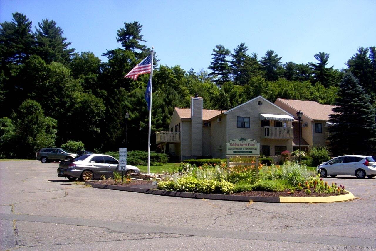 Property Photo:  40 Firetown Road Apt 1  CT 06070 