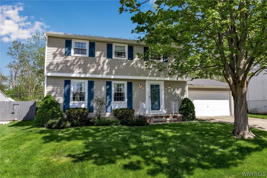 Property Photo:  51 Theresa Court  NY 14224 