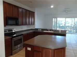 Property Photo:  1105 Venetian Harbor Drive NE  FL 33702 