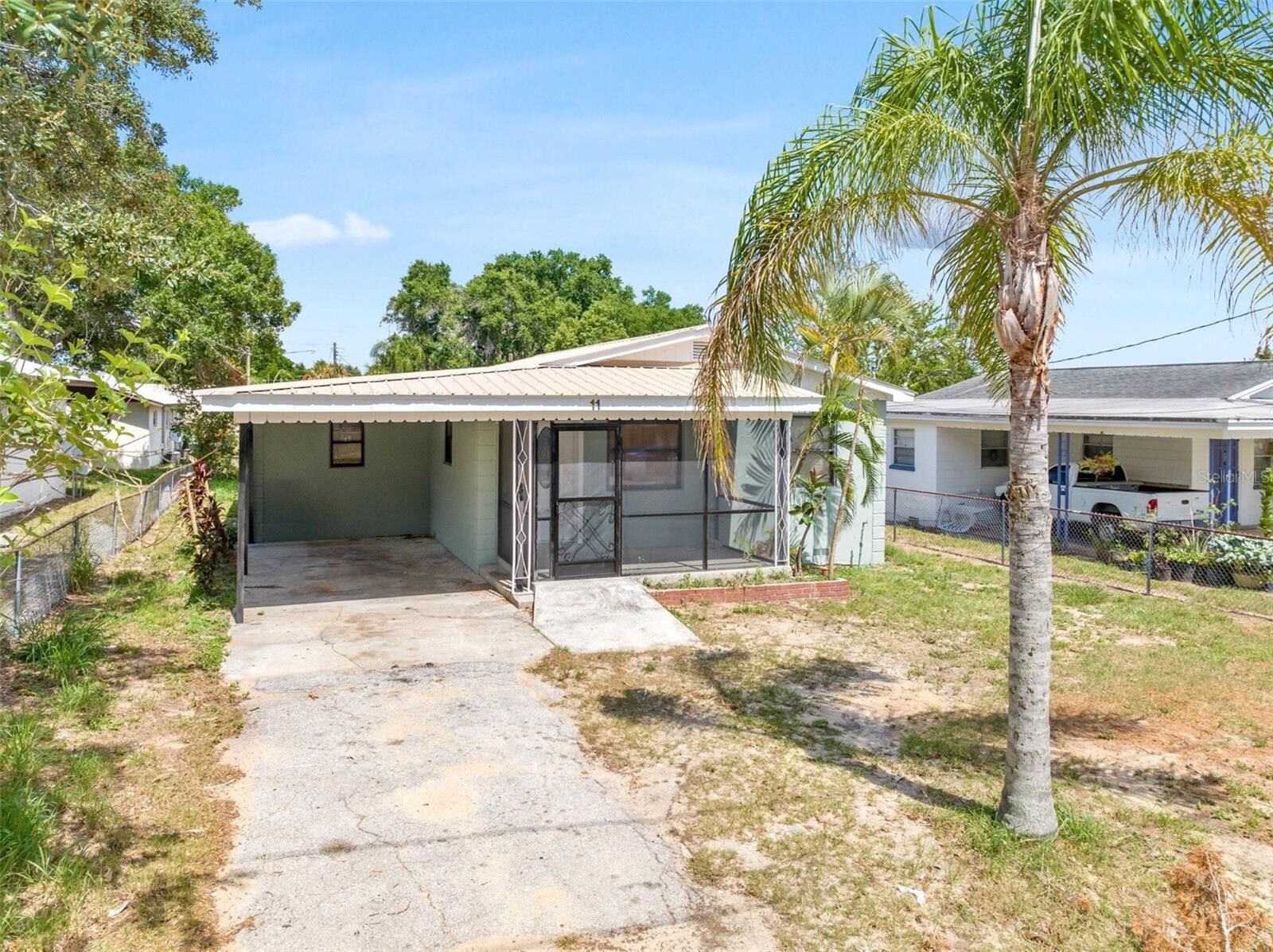 Property Photo: 11 S Prospect Avenue FL 33825