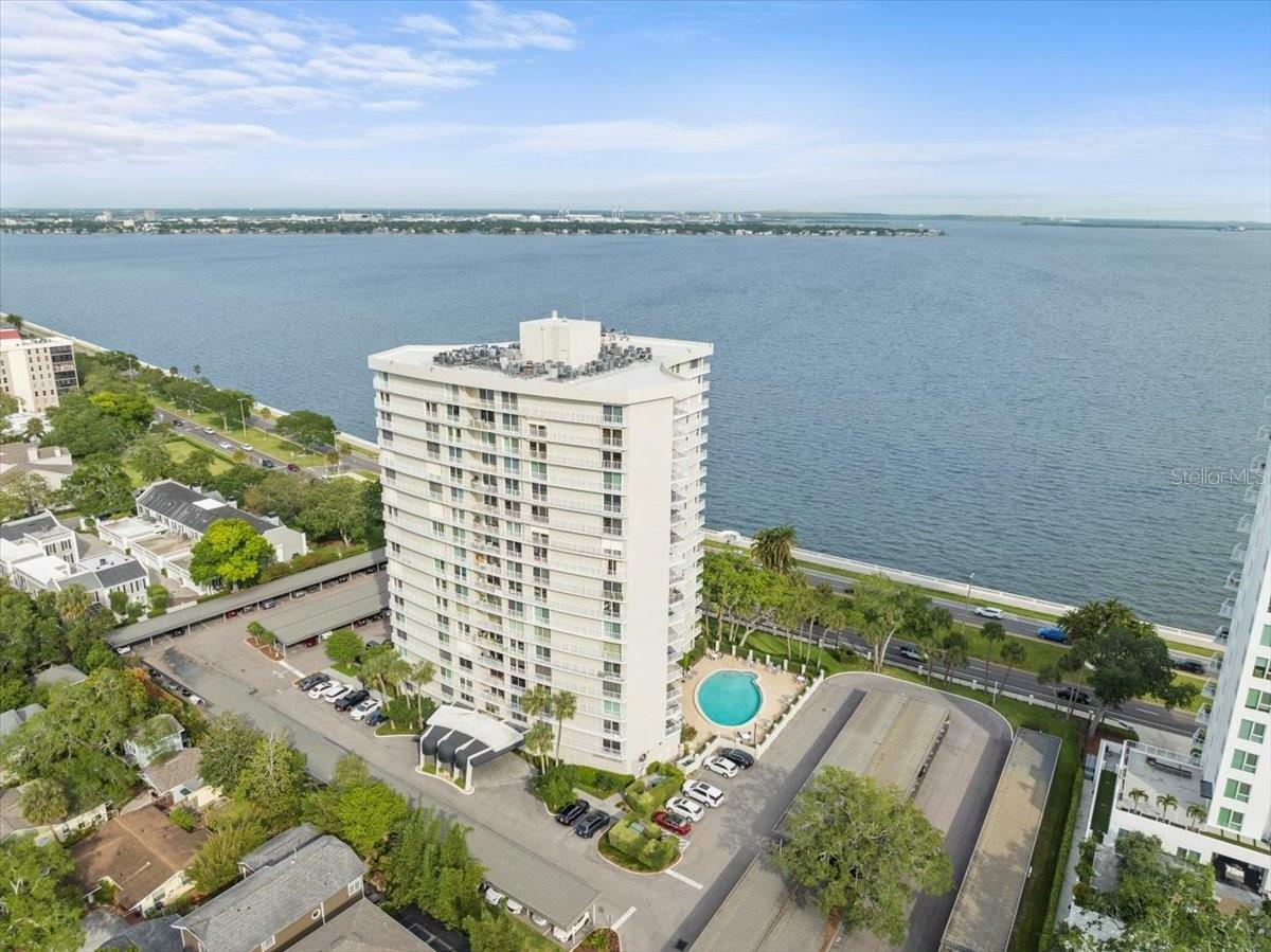 Property Photo:  2611 Bayshore Boulevard 1604  FL 33629 