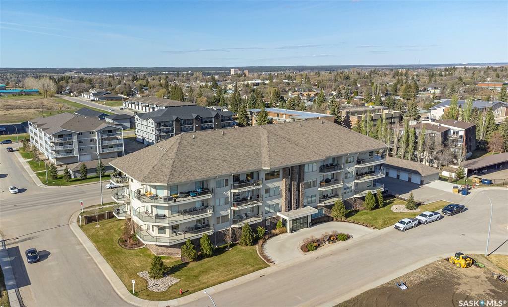Property Photo:  2800 Lakeview Drive 101  SK S6W 0A4 