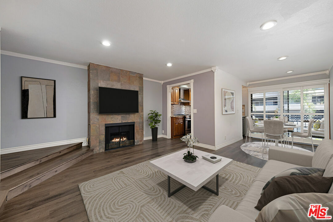 Property Photo: 1355 N Sierra Bonita Ave 305 CA 90046