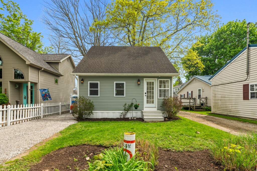 Property Photo:  103 Peach Street  PA 16412 