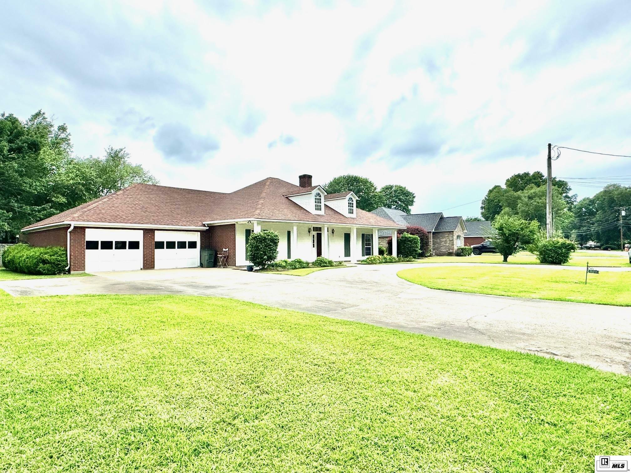 Property Photo:  320 Raymond Drive  LA 71203 