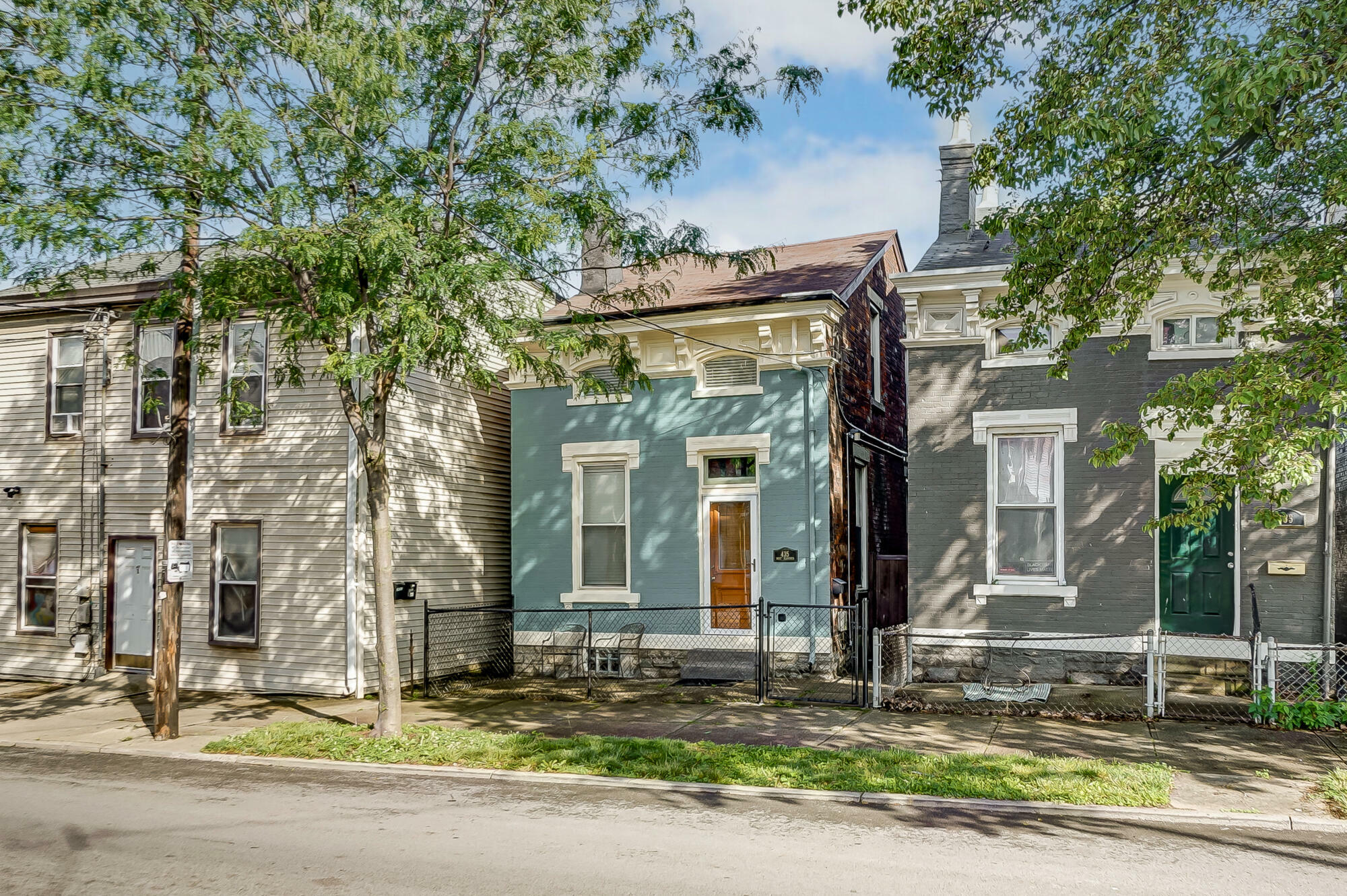 Property Photo:  435 W 11th Street  KY 41071 