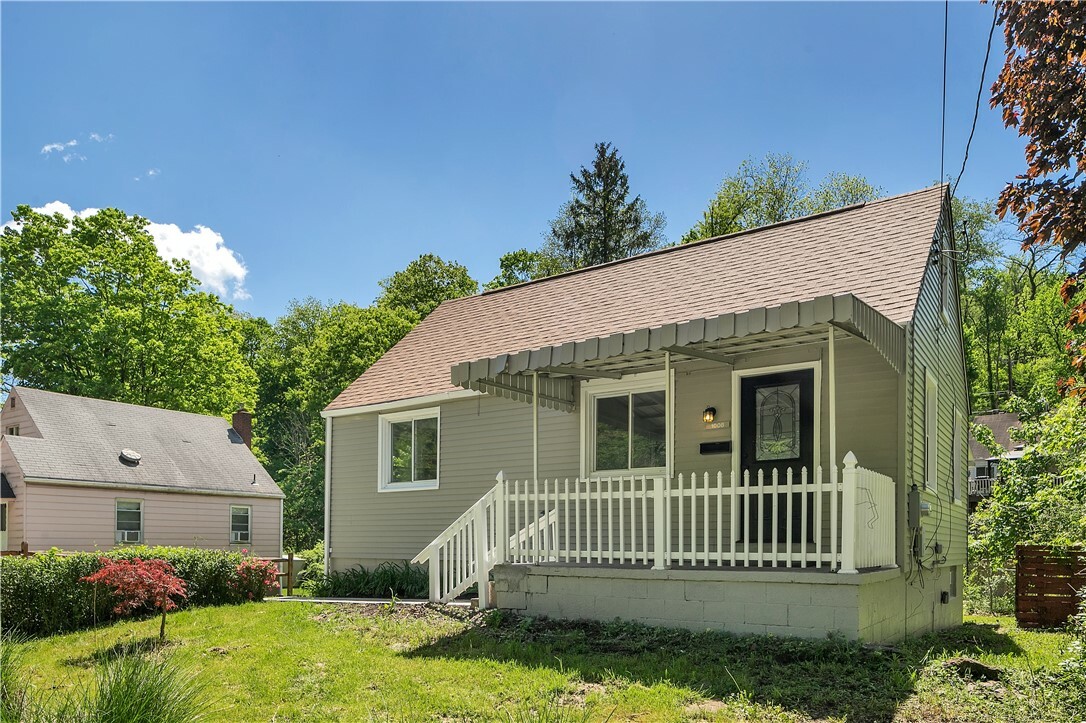 Property Photo:  1008 Universal Rd.  PA 15235 