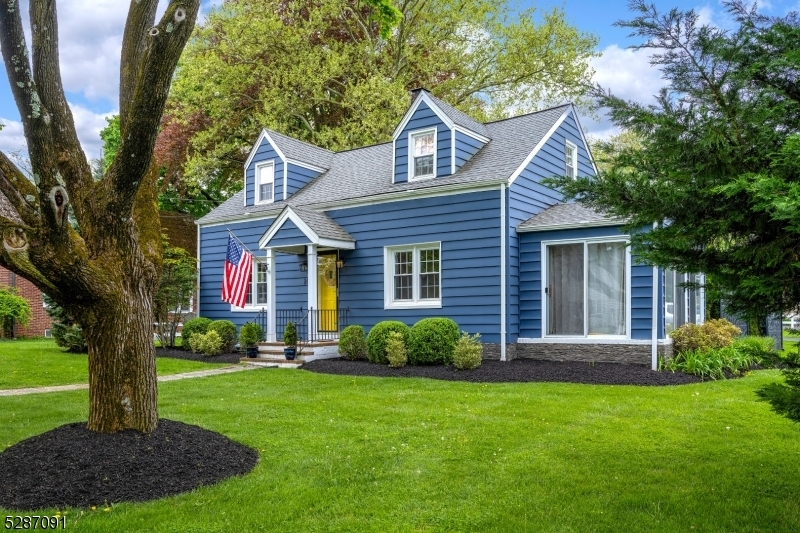 Property Photo: 10 Shaw Dr NJ 08528
