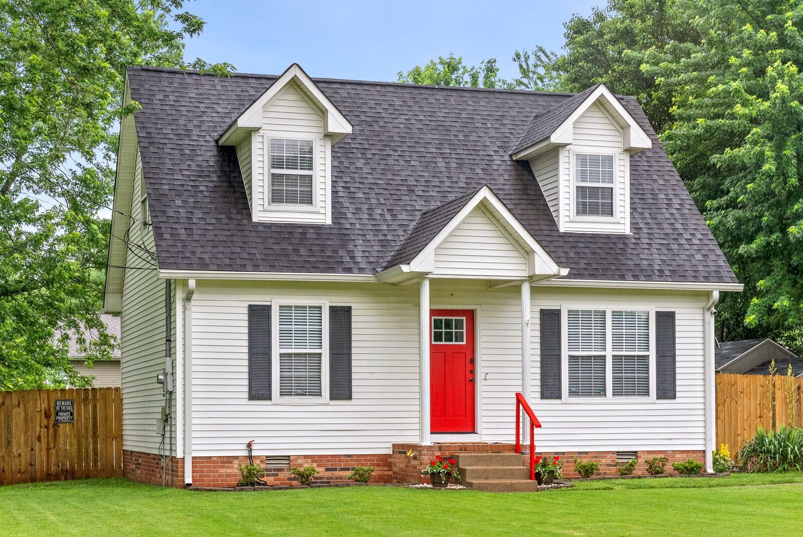 Property Photo: 640 Artic Ave KY 42262