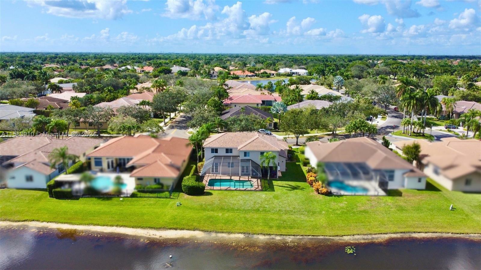 Property Photo:  217 Landings Blvd  FL 33327 