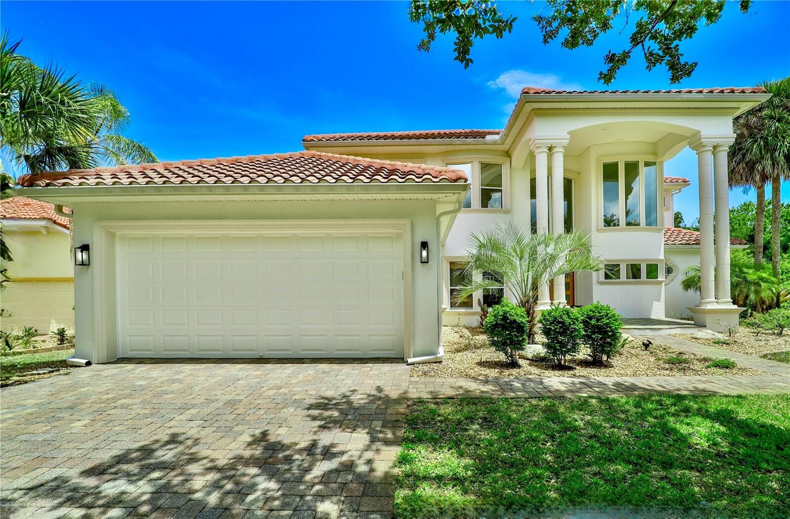 Property Photo: 70 River Trail Drive FL 32137