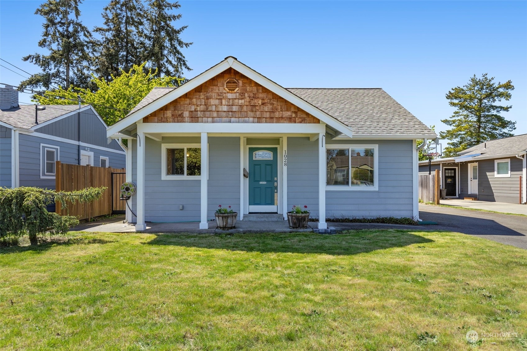 Property Photo:  1028 S Macarthur Street  WA 98465 