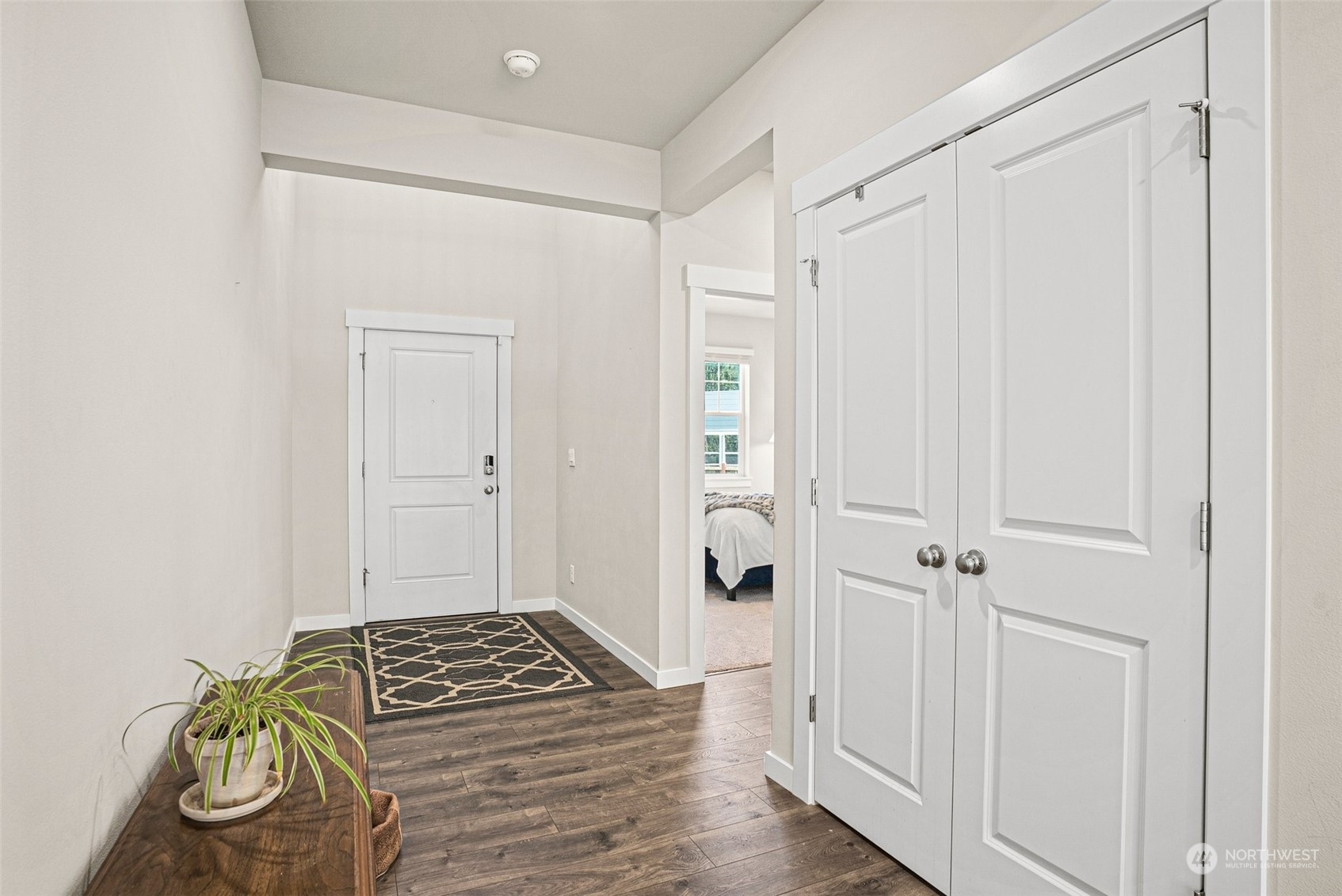 Property Photo: 17516 Crossing Drive E WA 98374