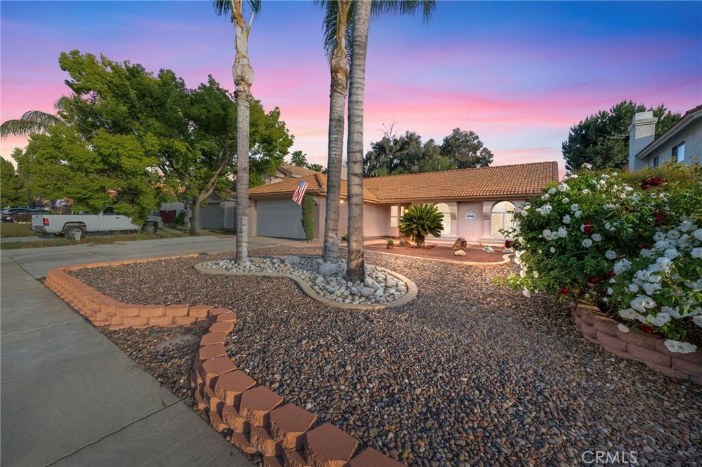 Property Photo:  43419 Alto Drive  CA 92544 