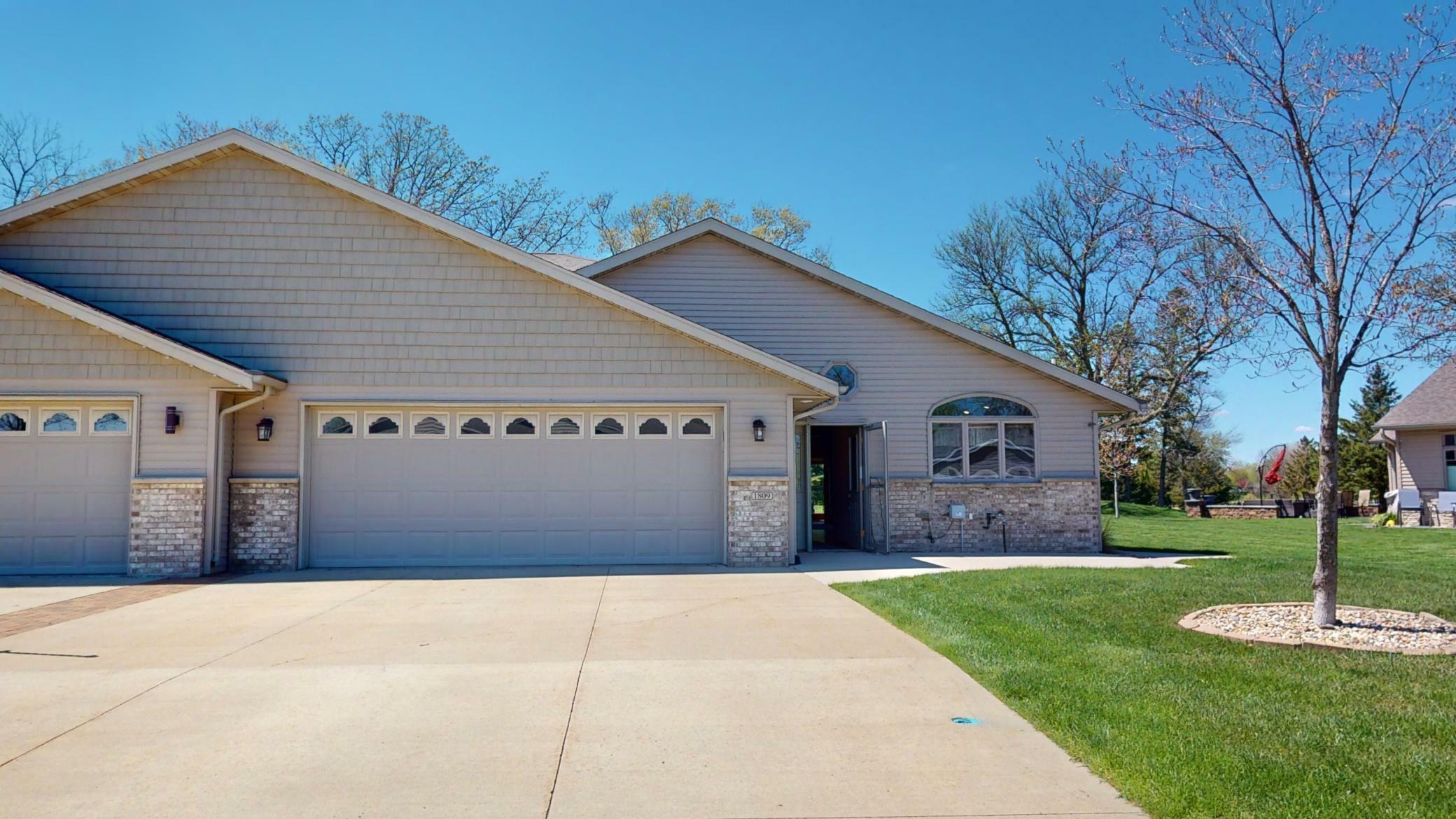 Property Photo: 1809 Hale Drive MN 56007