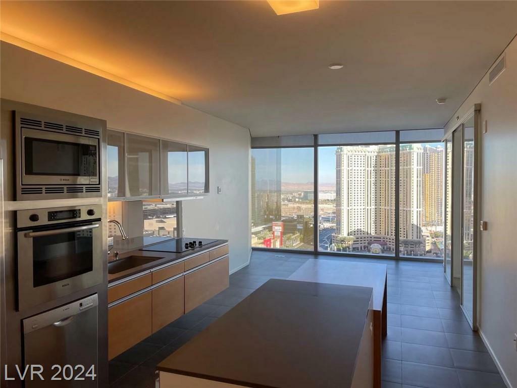 Property Photo:  3722 Las Vegas Boulevard 1803  NV 89158 