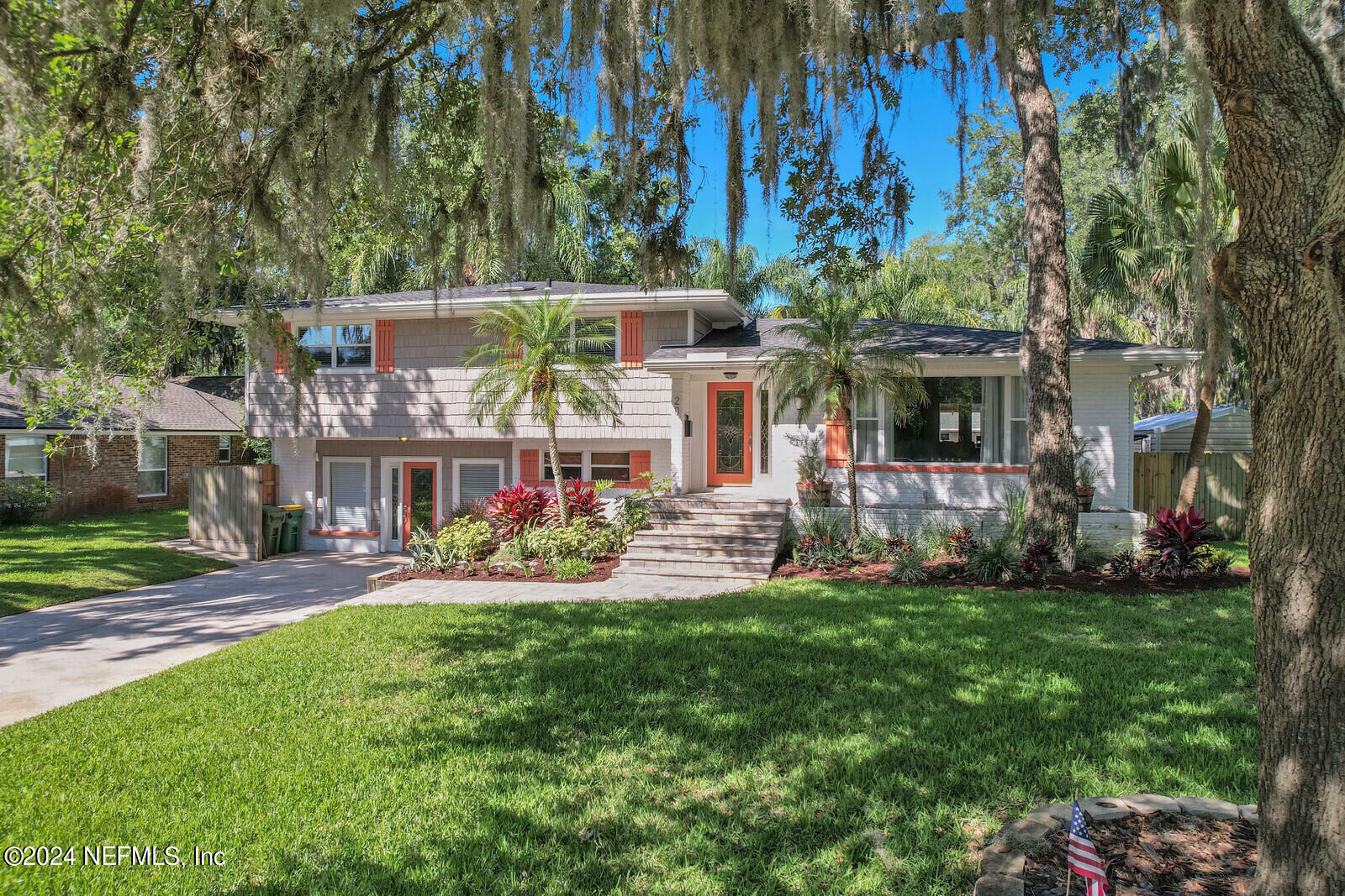 Property Photo:  20 Tallwood Road  FL 32250 