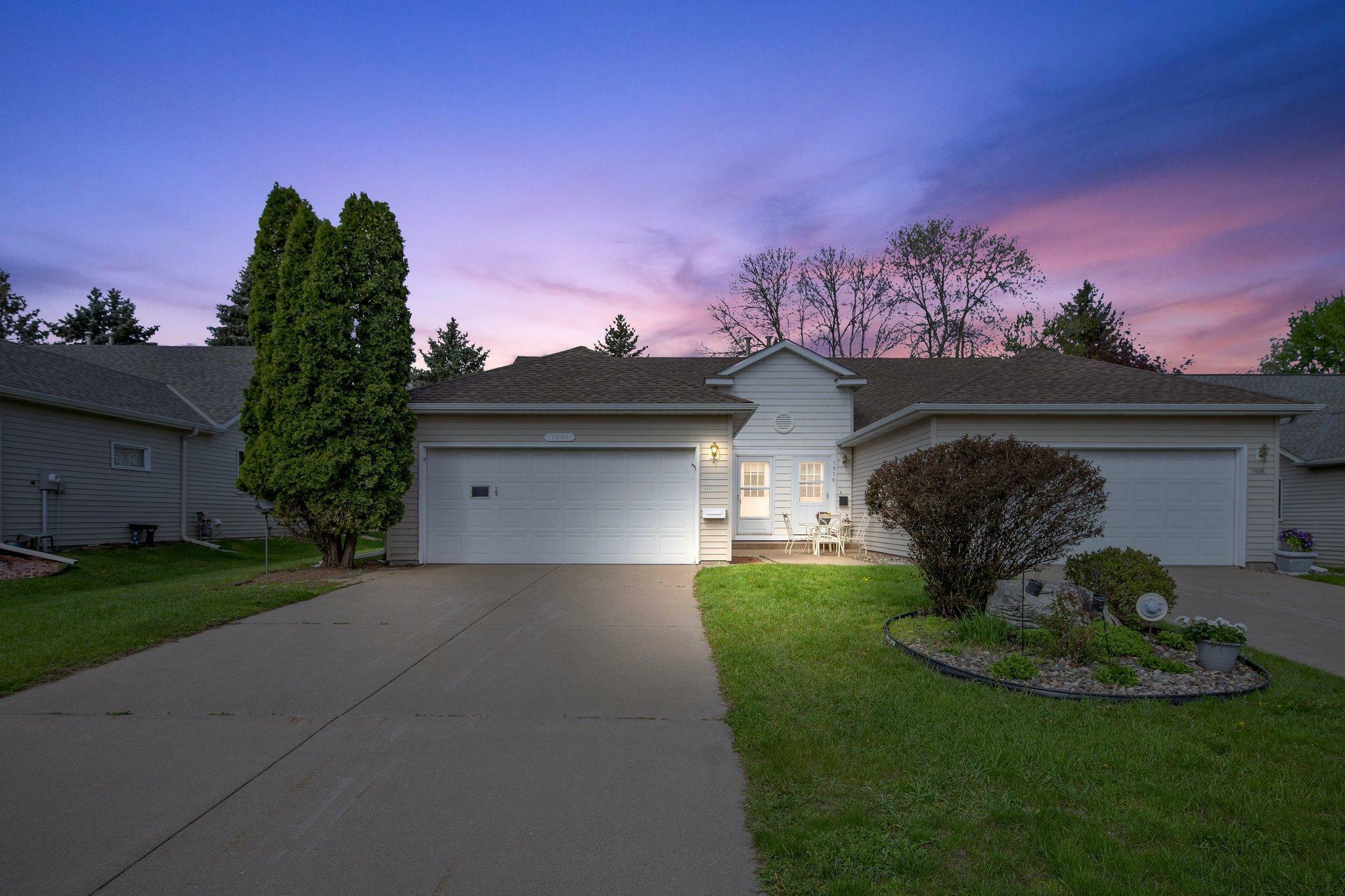 Property Photo:  1946 Tuenge Drive  MN 55082 