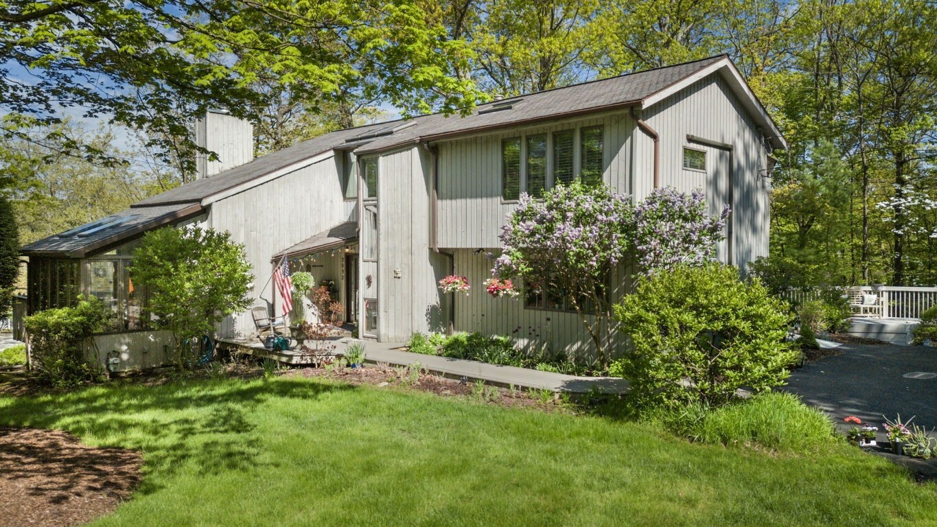 Property Photo:  2092 E Hamton Road  NY 13903 