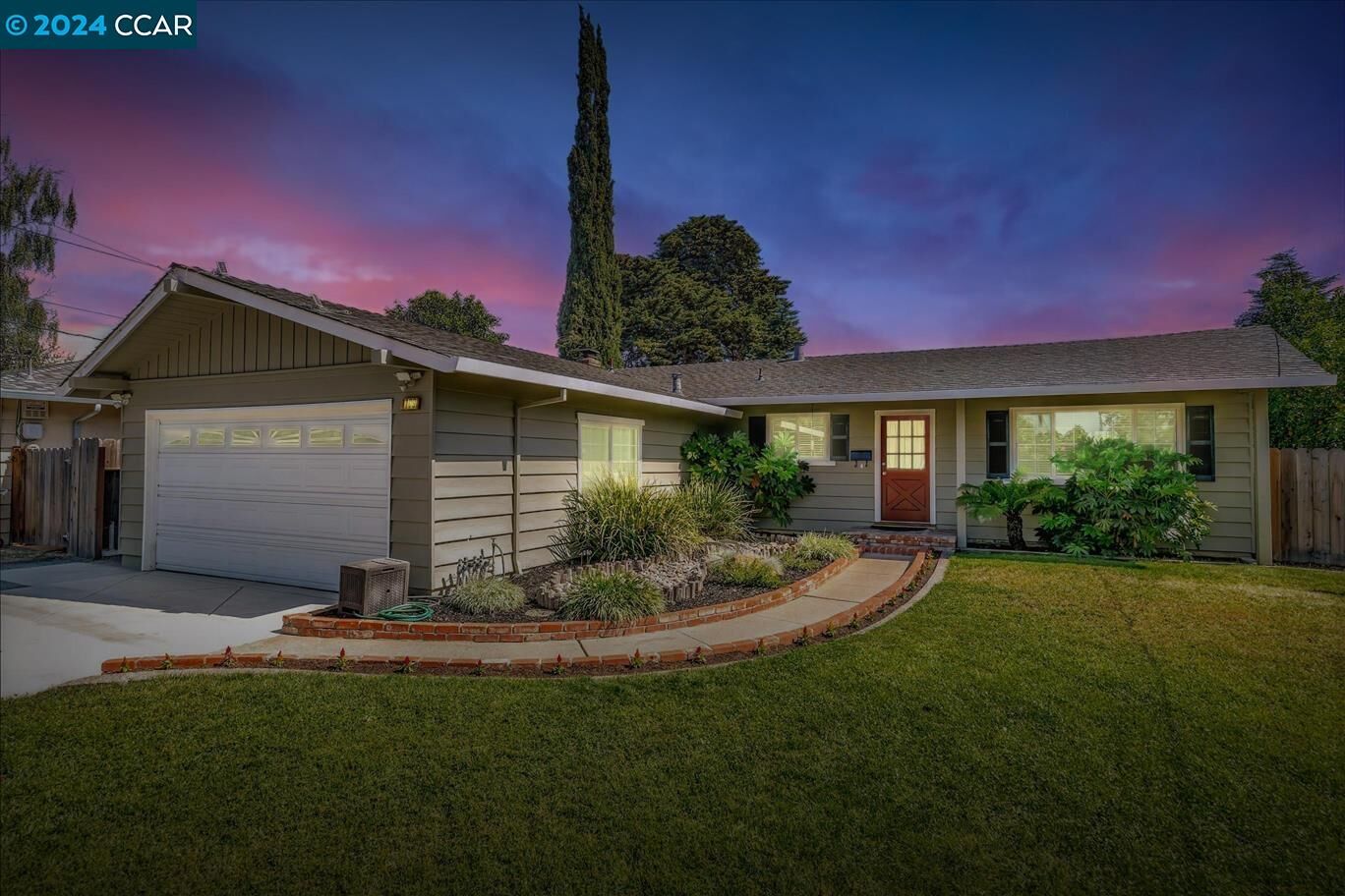 Property Photo: 1109 Mocho St CA 94550