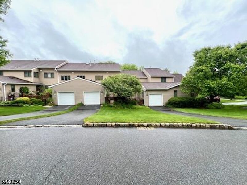 Property Photo:  40 Litchult Ln  NJ 07430