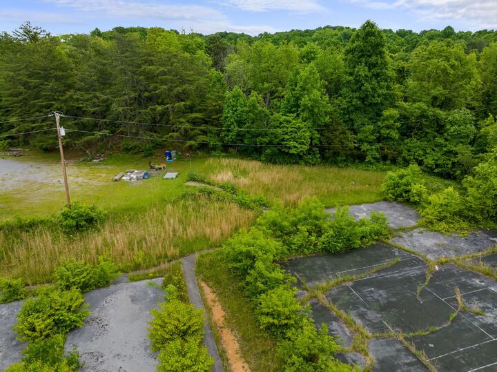 Property Photo:  1500 S Davy Crockett Pkwy Parkway  TN 37813 