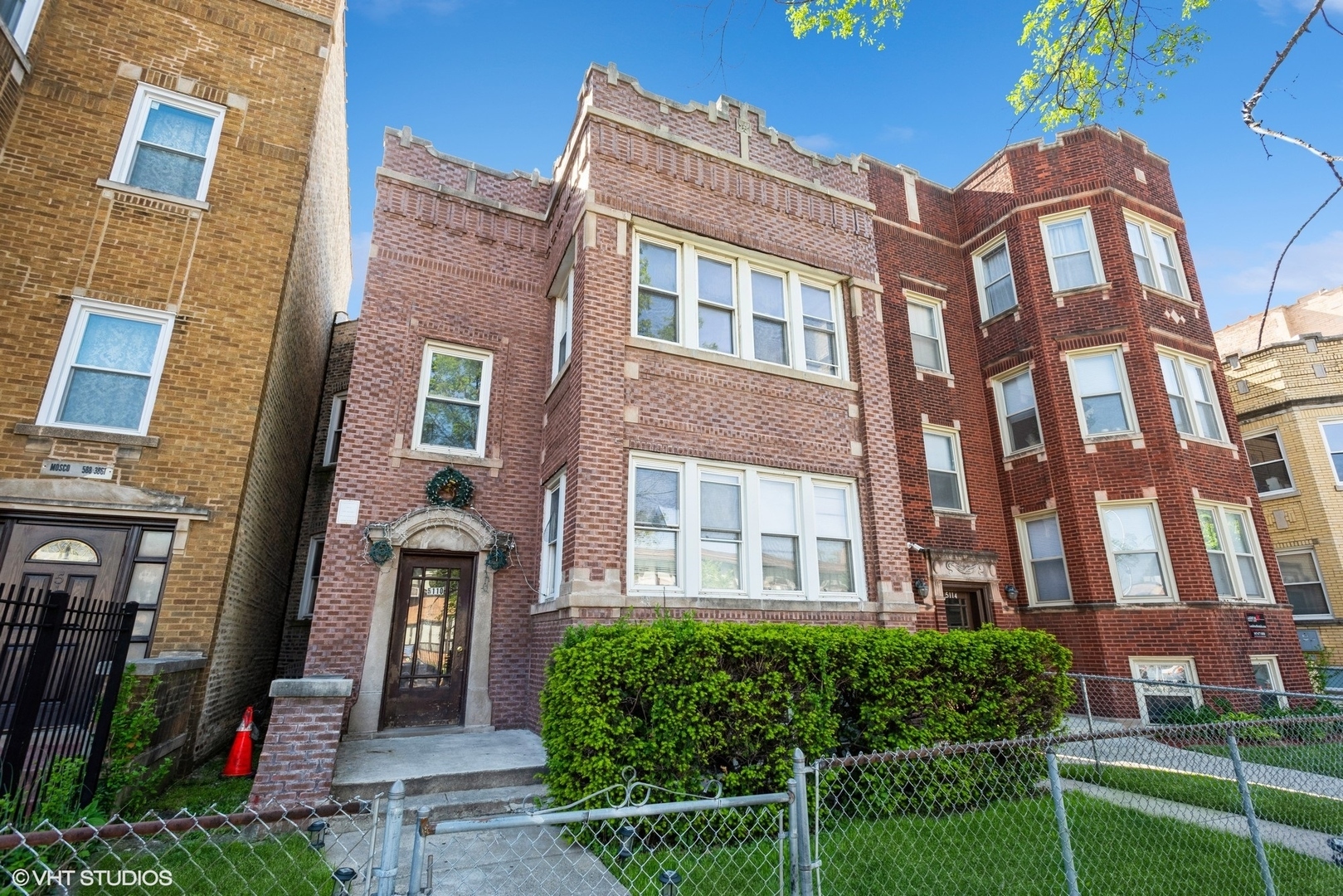 Property Photo:  5110 N Kimball Avenue  IL 60625 